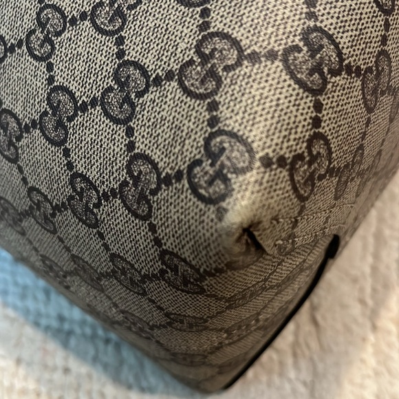 Extra large Gucci gg reversible tote - EUC - Picture 7 of 16